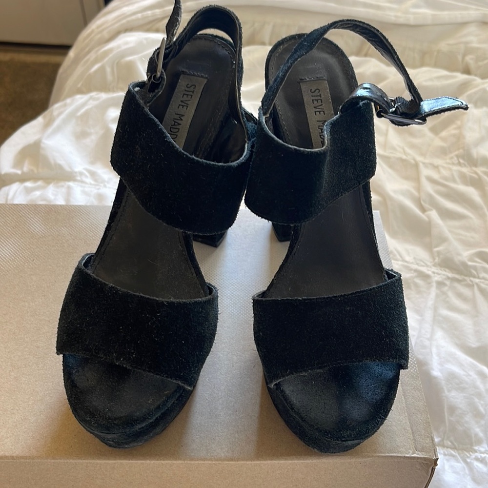 Steve Madden Black Suede Platform Heel